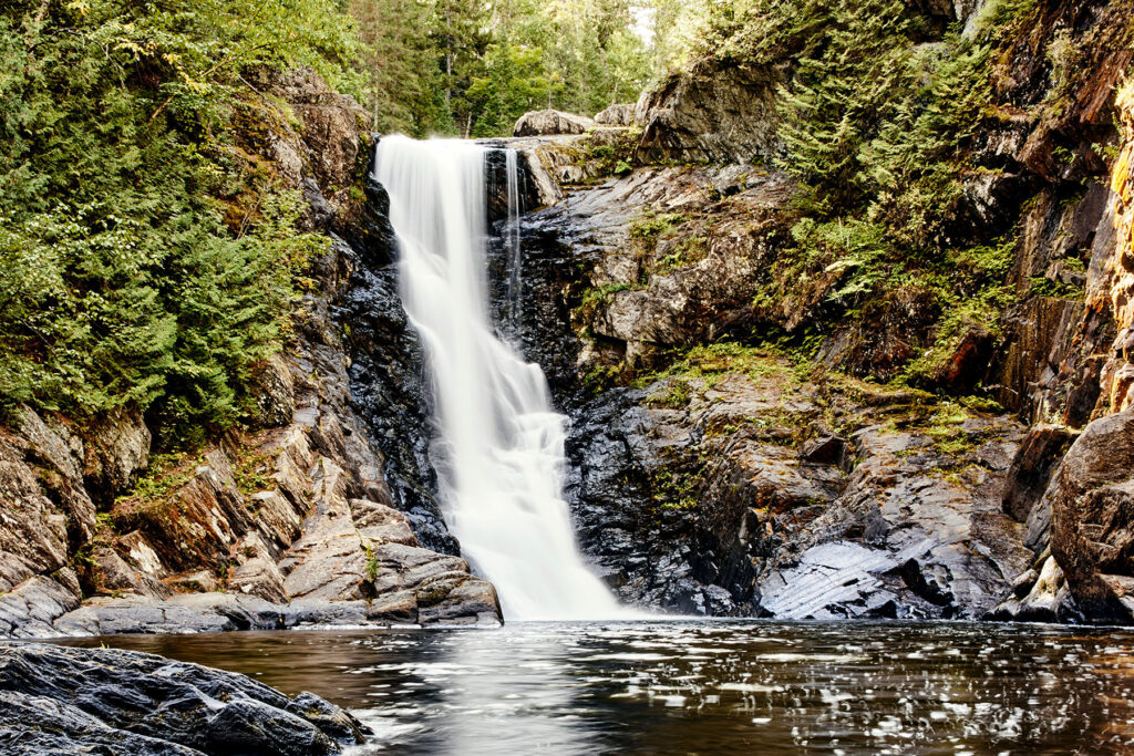 Moxie Falls from the pool below.